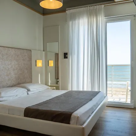 Columbia & Ninfea 3*