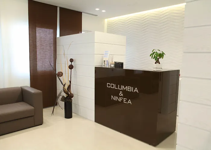 Columbia & Ninfea 3*