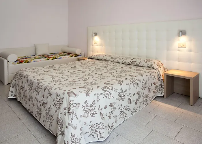Columbia & Ninfea Hotel 3*