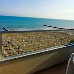 Columbia & Ninfea 3*