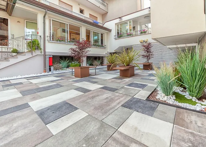 Columbia & Ninfea Hotel 3*