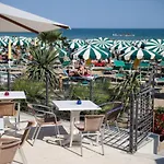 Hotell Columbia & Ninfea 3*