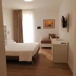 Columbia & Ninfea Hotell 3*