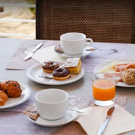 Columbia & Ninfea 3* リド・ディ・イエゾロ