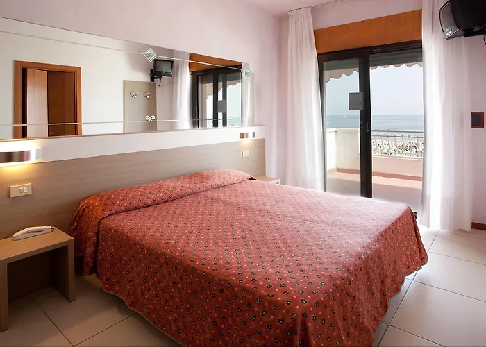 Columbia & Ninfea Hotell 3*