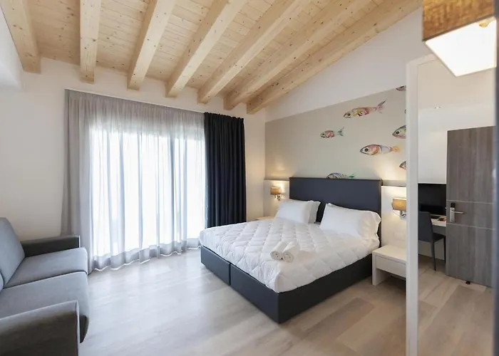 Columbia & Ninfea 3*