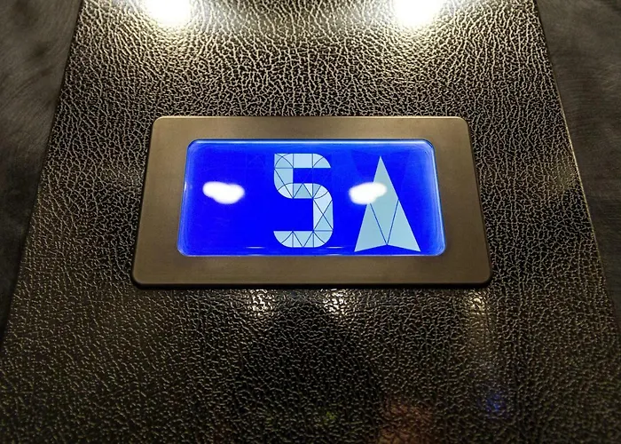 Columbia & Ninfea 3*